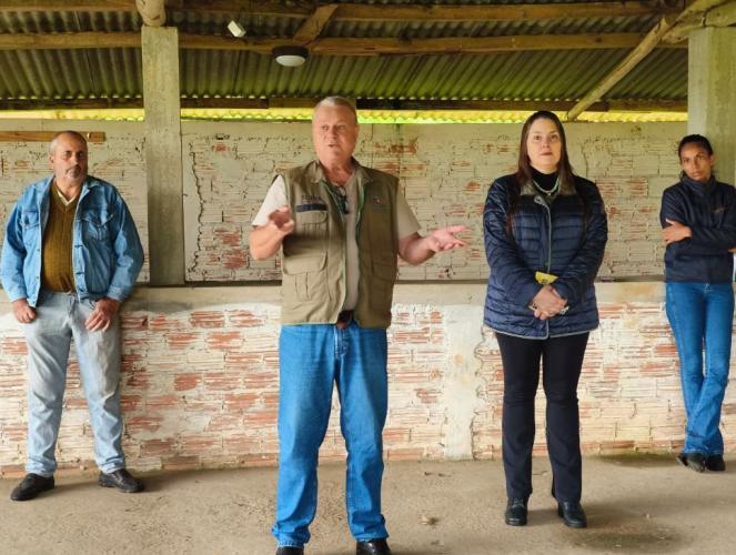 regularização e infraestrutura em Castro